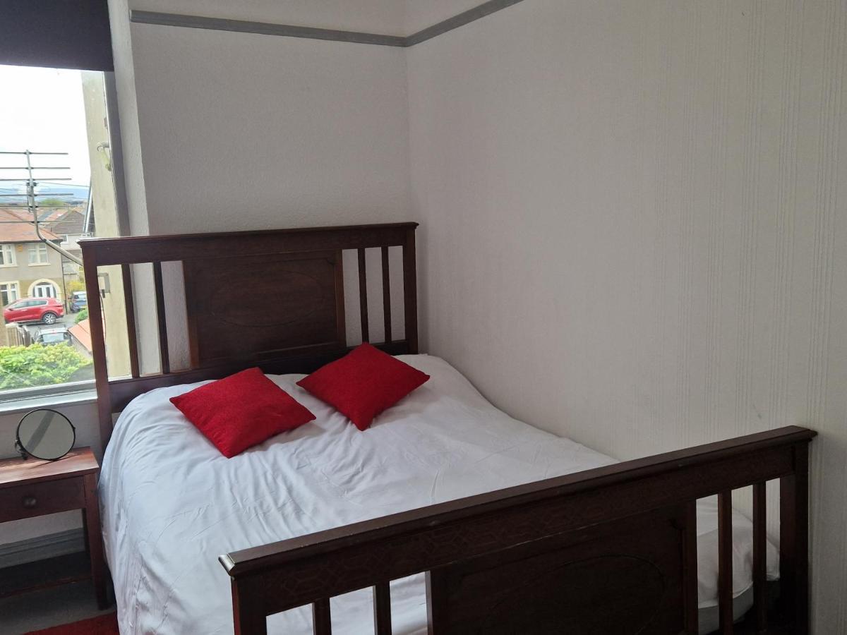 Three Bedroomed House In มอร์คัมบ์ ภายนอก รูปภาพ